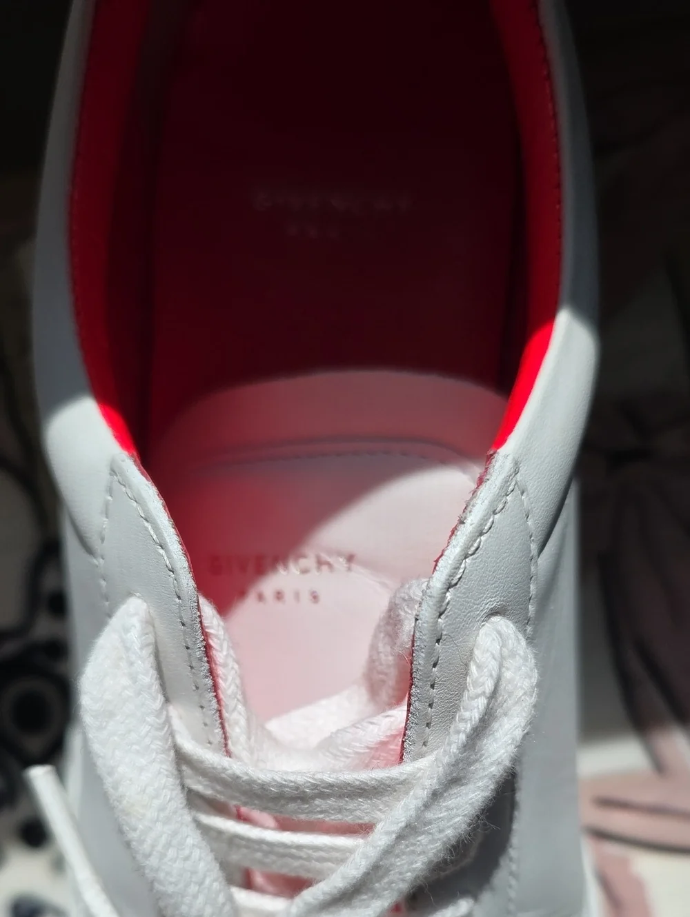 Givenchy White / Fuchsia Leather Urban Knots Low Top Sneakers